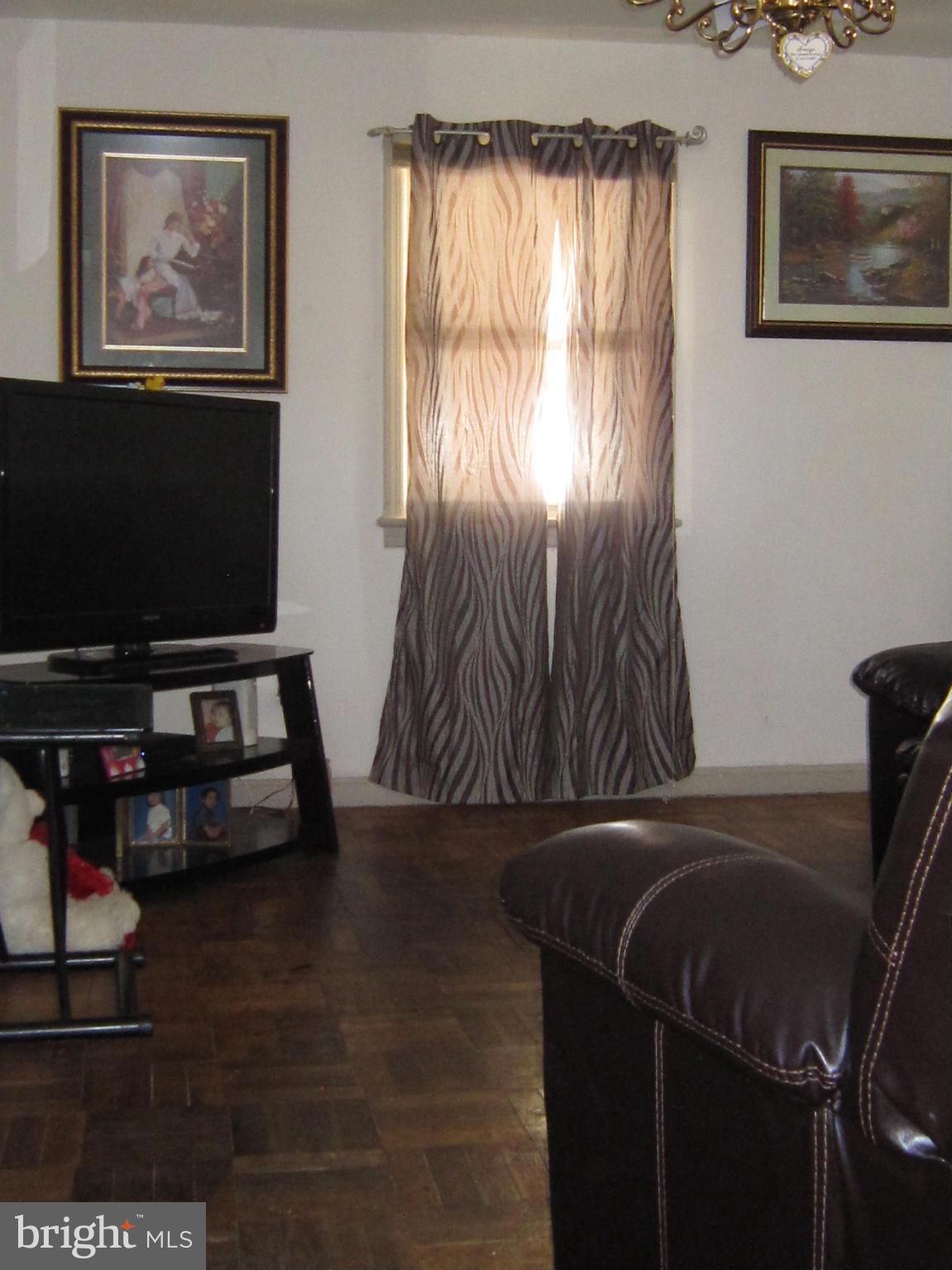3113 Webster Street Mount Rainier, MD 20712 - Photo 11 of 22 Living Room