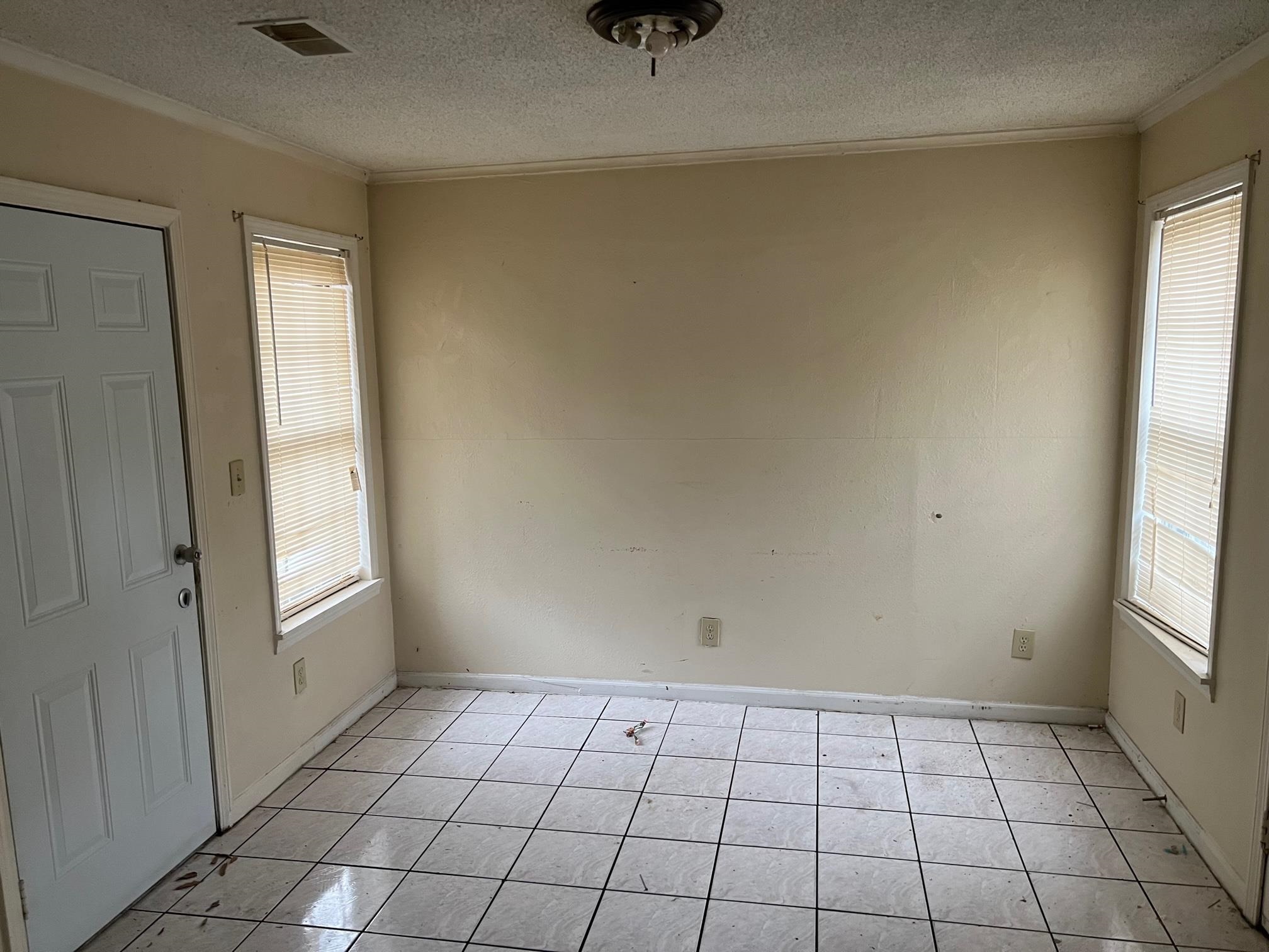 3242 Knight Road Memphis, TN 38118 - Photo 5 of 8 Gallery Image 5