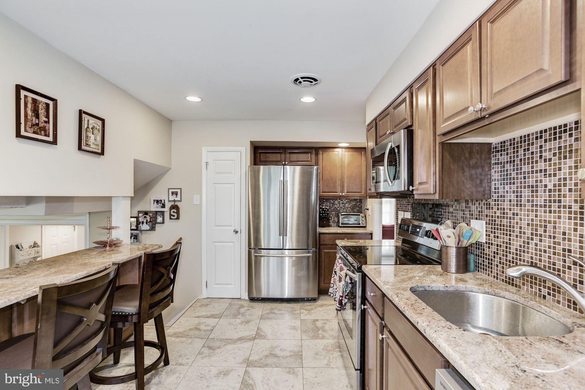 17 Papermill Road Cherry Hill, NJ 08003 - Photo 19 of 41 Kitchen