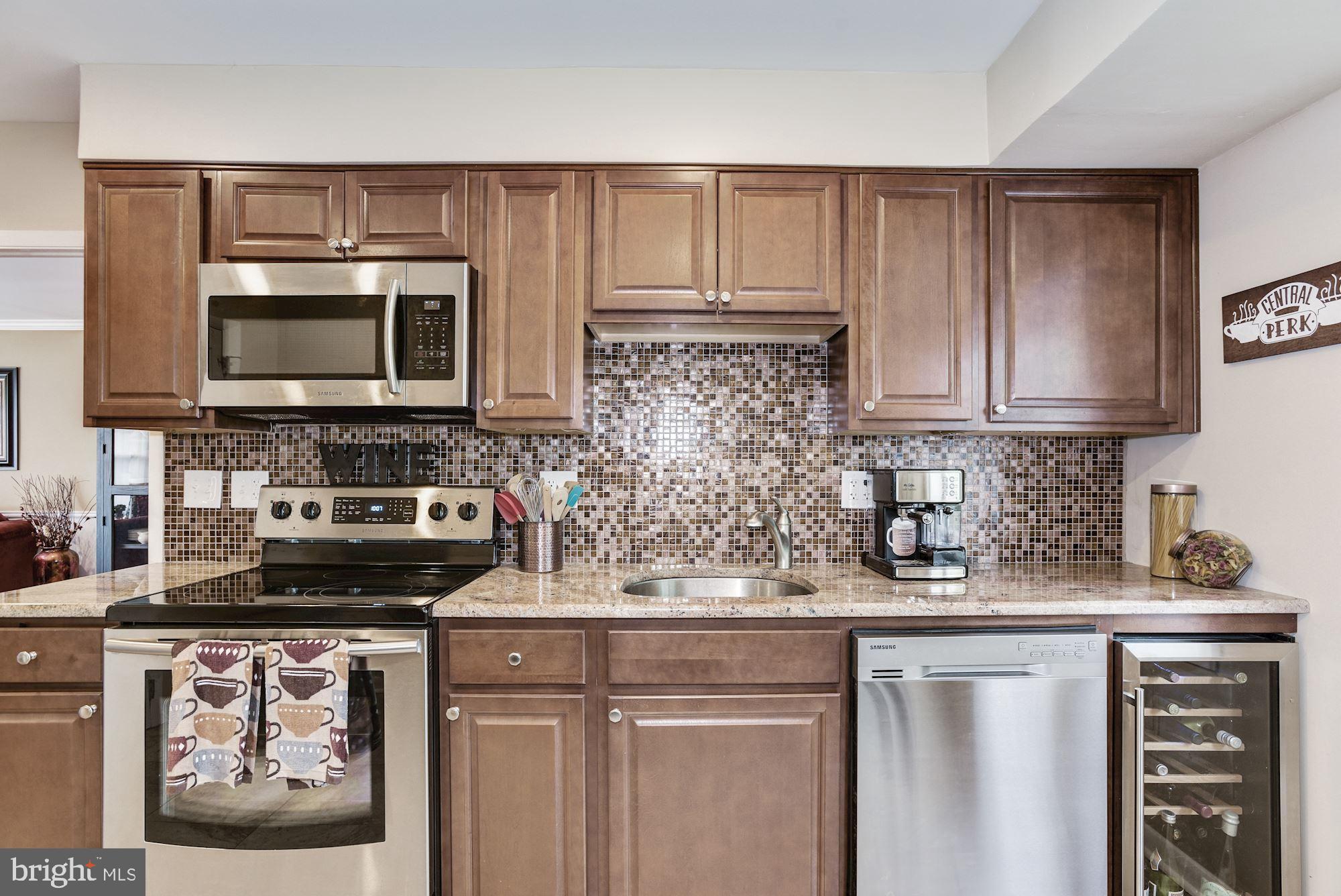 17 Papermill Road Cherry Hill, NJ 08003 - Photo 20 of 41 Kitchen