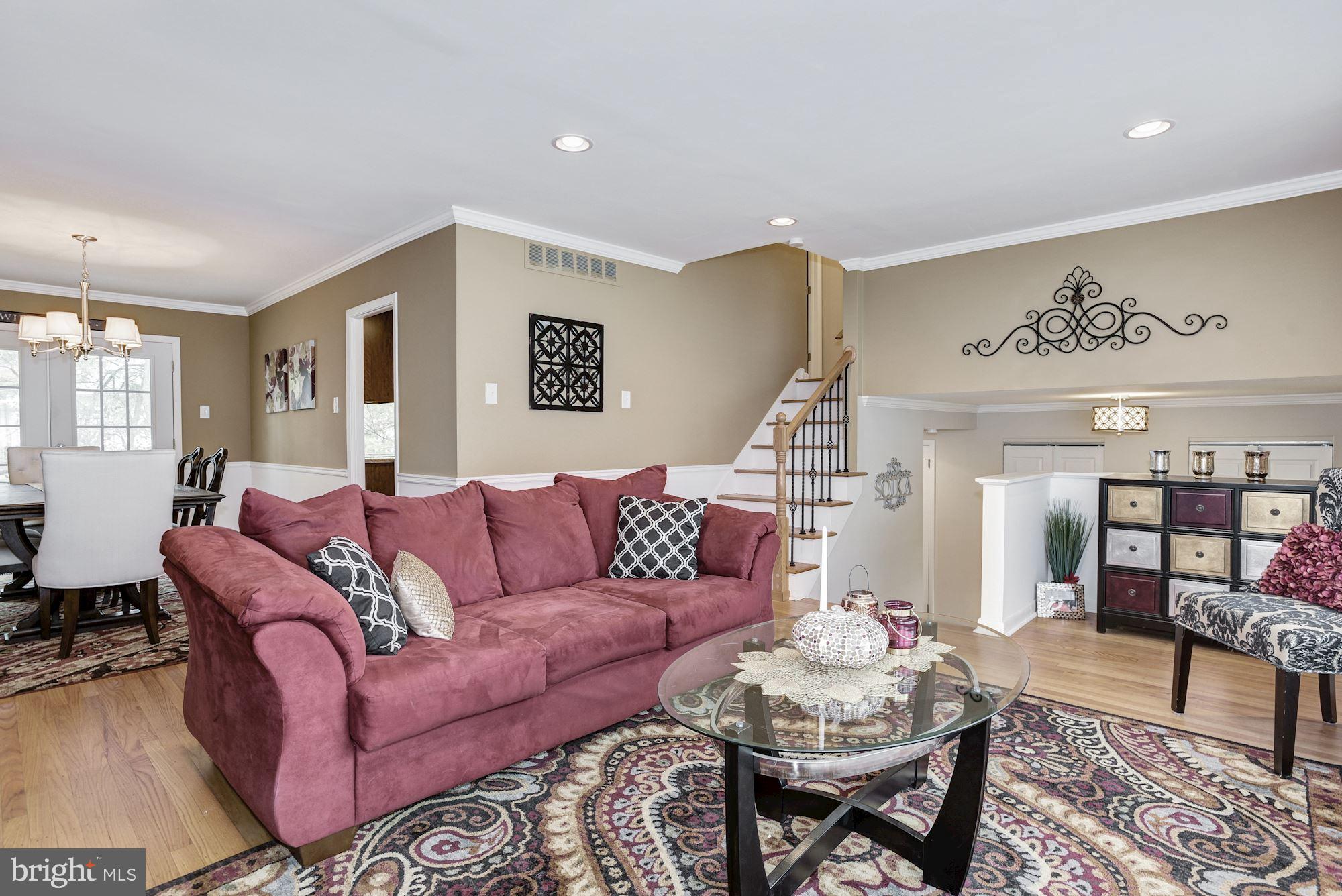 17 Papermill Road Cherry Hill, NJ 08003 - Photo 6 of 41 Living room