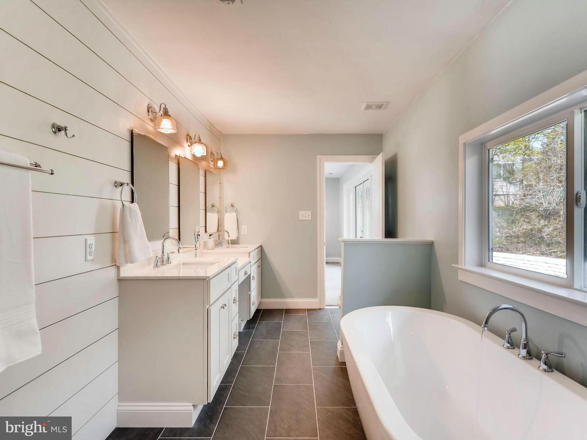 8420 Dorian Road Baltimore, MD 21208 - Photo 19 of 30 Bath (Master)