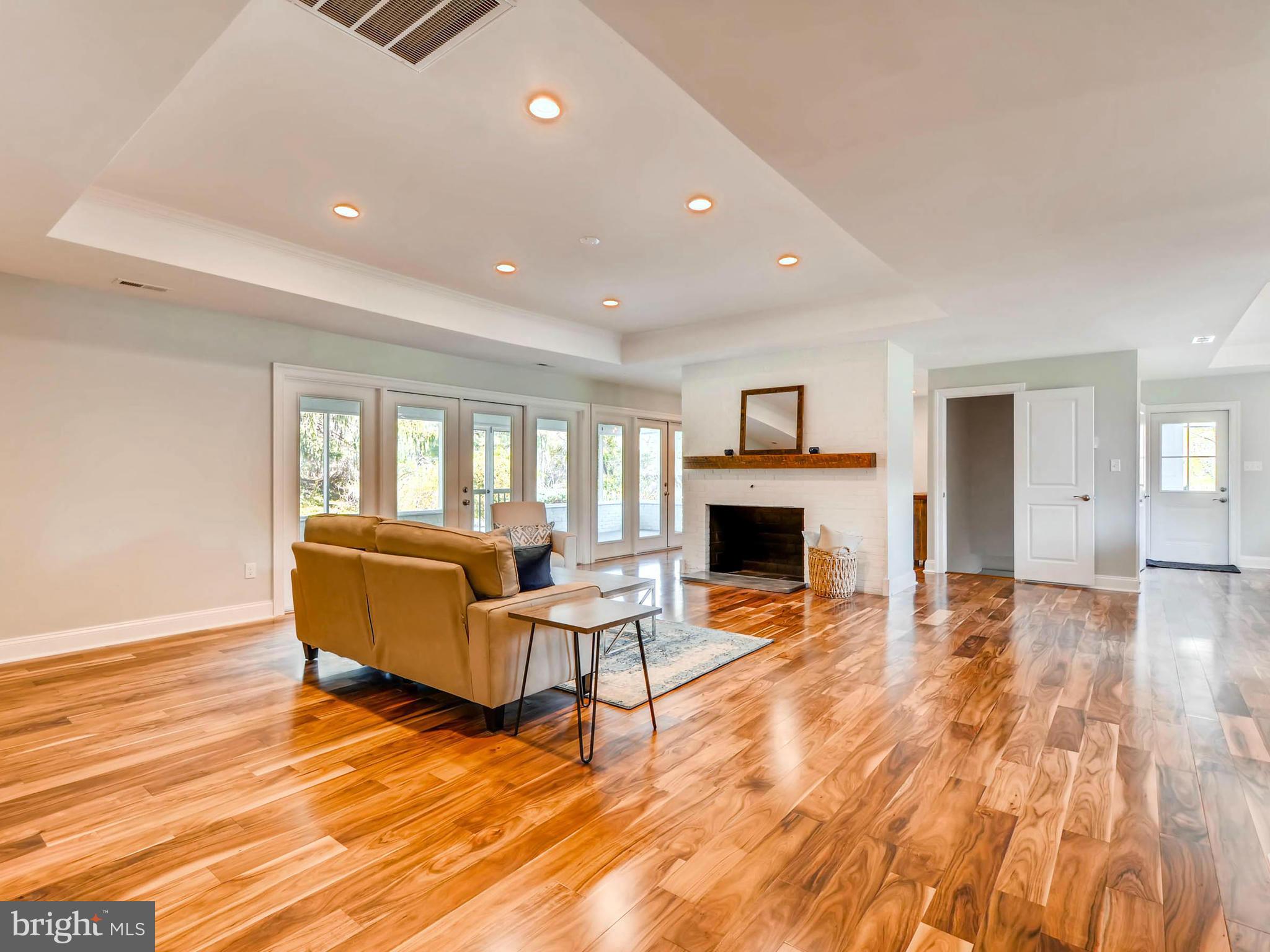 8420 Dorian Road Baltimore, MD 21208 - Photo 6 of 30 Family Room