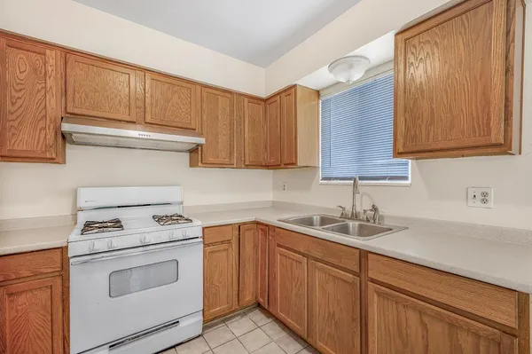 $319,999 | 12476 West F Avenue, Biola, CA 93606
