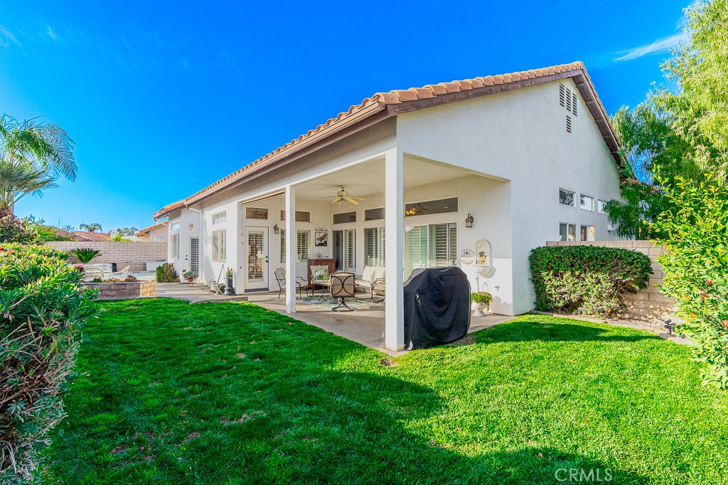 1877 Cashew Tree Street Hemet, CA 92545 - Photo 24 of 32 a view of a house with backyard