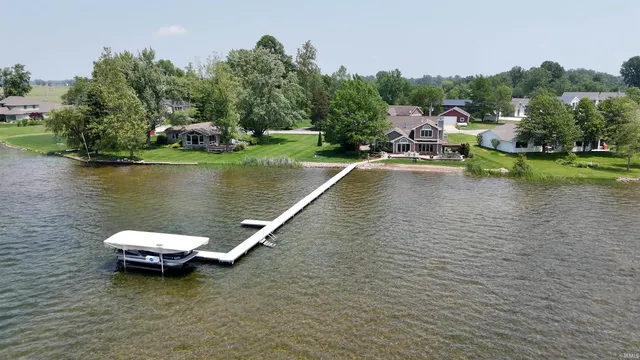 $1,350,000 | 565 Ln 101 Lake Pleasant, Fremont, IN 46737