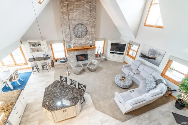 $1,350,000 | 565 Ln 101 Lake Pleasant, Fremont, IN 46737