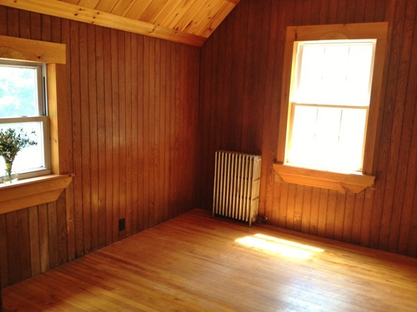 8 Old Worcester Road Westminster, MA 01473 - Photo 20 of 25 an empty room with windows