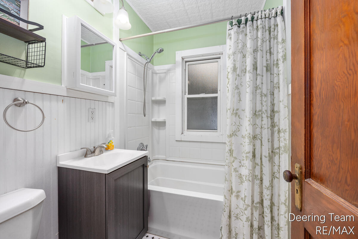 5549 Airline Road Fruitport, MI 49415 - Photo 12 of 19 5549-Airline_015