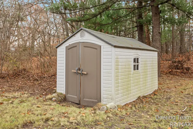 $224,900 | 5549 Airline Road, Fruitport, MI 49415