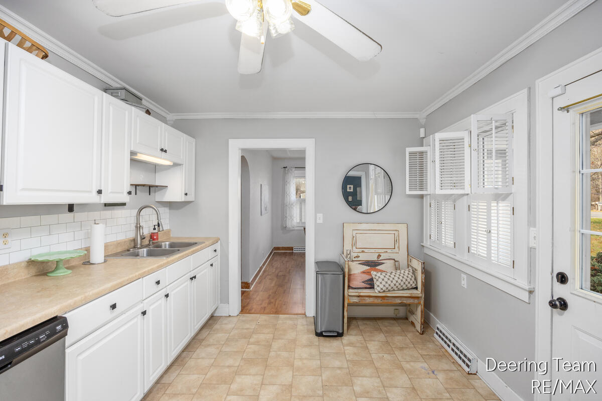 5549 Airline Road Fruitport, MI 49415 - Photo 5 of 19 5549-Airline_008