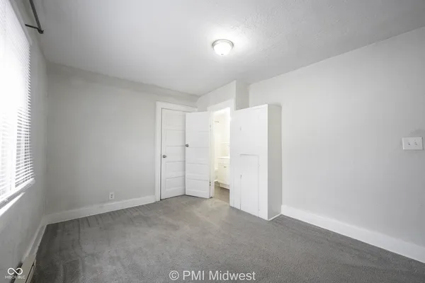 $1,299 | 944 East Minnesota Street, Indianapolis, IN 46203