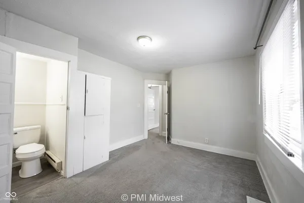 $1,299 | 944 East Minnesota Street, Indianapolis, IN 46203