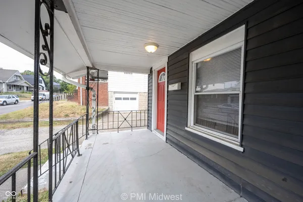 $1,299 | 944 East Minnesota Street, Indianapolis, IN 46203