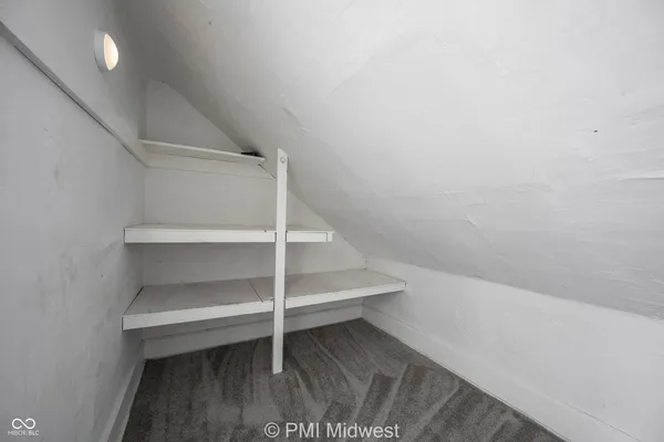 $1,299 | 944 East Minnesota Street, Indianapolis, IN 46203