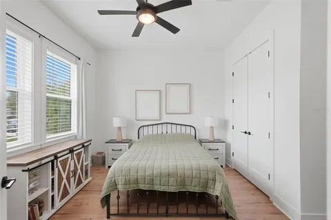 $1,100,000 | 1727 Maryland Avenue Northeast, St. Petersburg, FL 33703