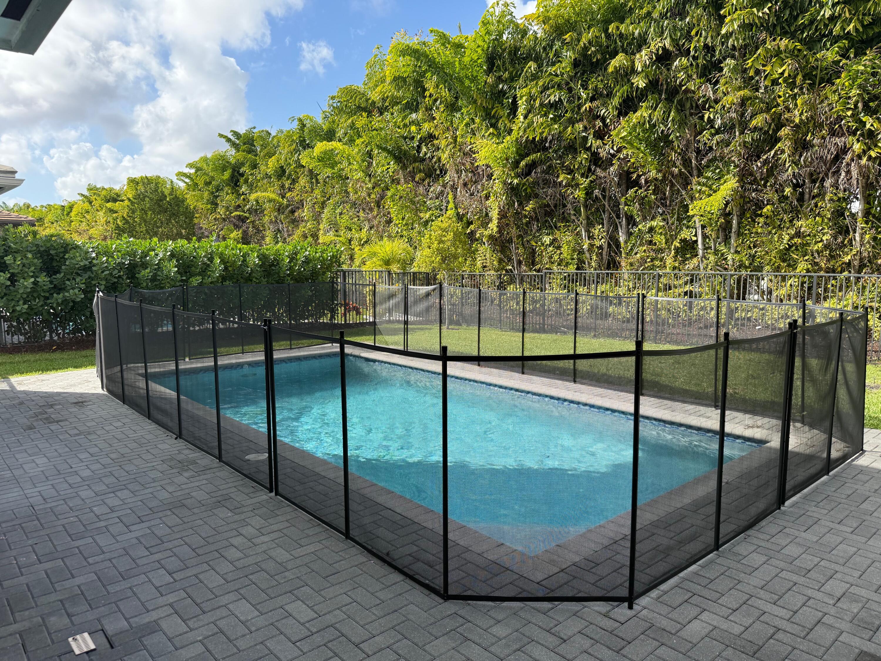 8055 White Wave Terrace Boca Raton, FL 33496 - Photo 18 of 20 a view of outdoor space