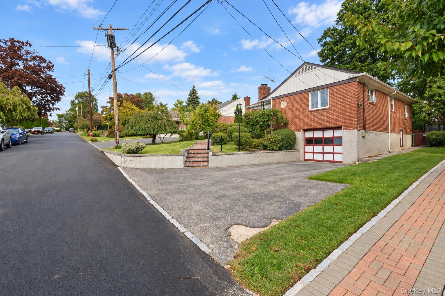 72 Mohawk Road Yonkers, NY 10710 - Photo 41 of 50 Gallery Image 41