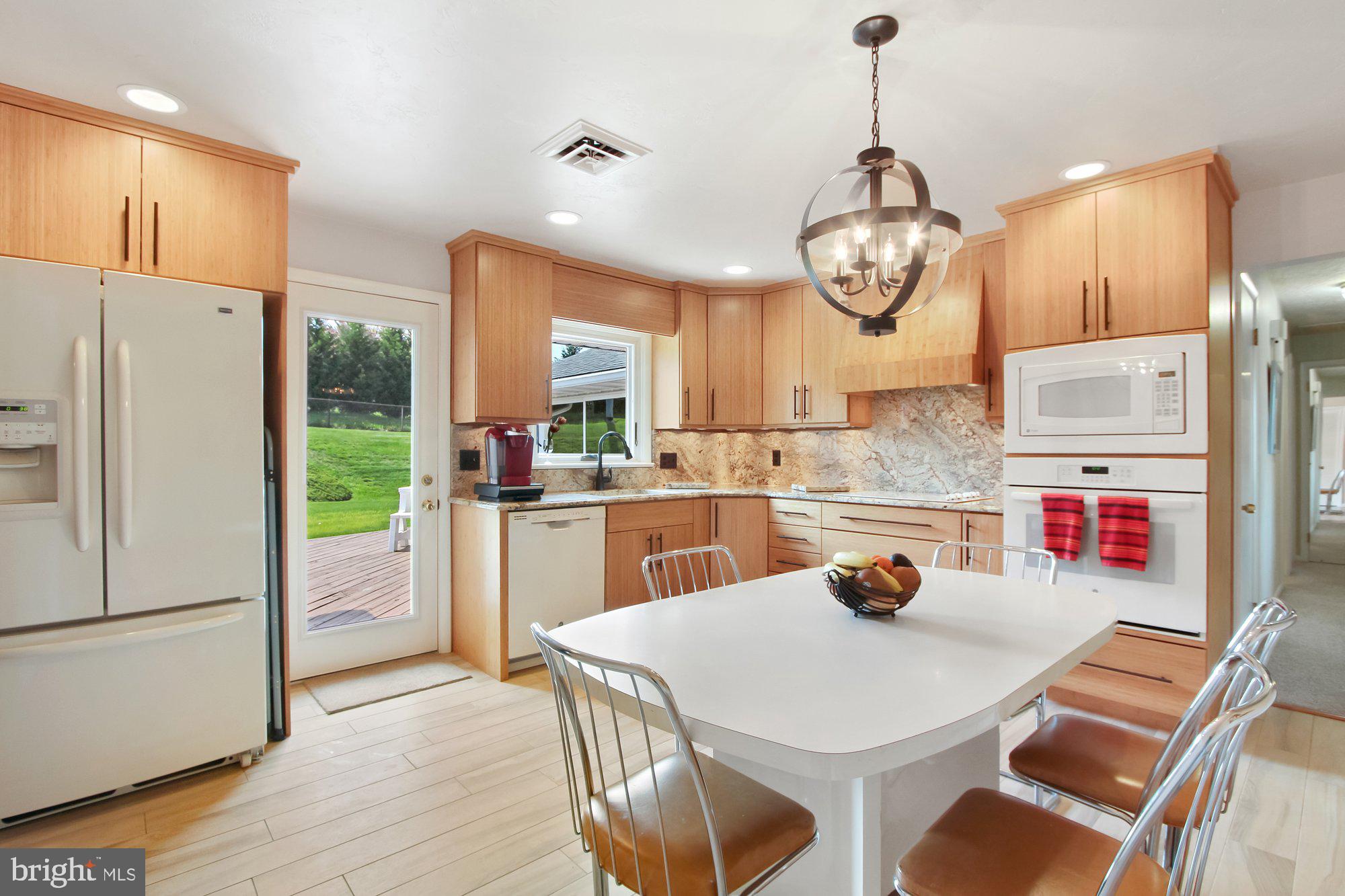 770 Hillcrest Road York, PA 17403 - Photo 7 of 29 Gallery Image 7