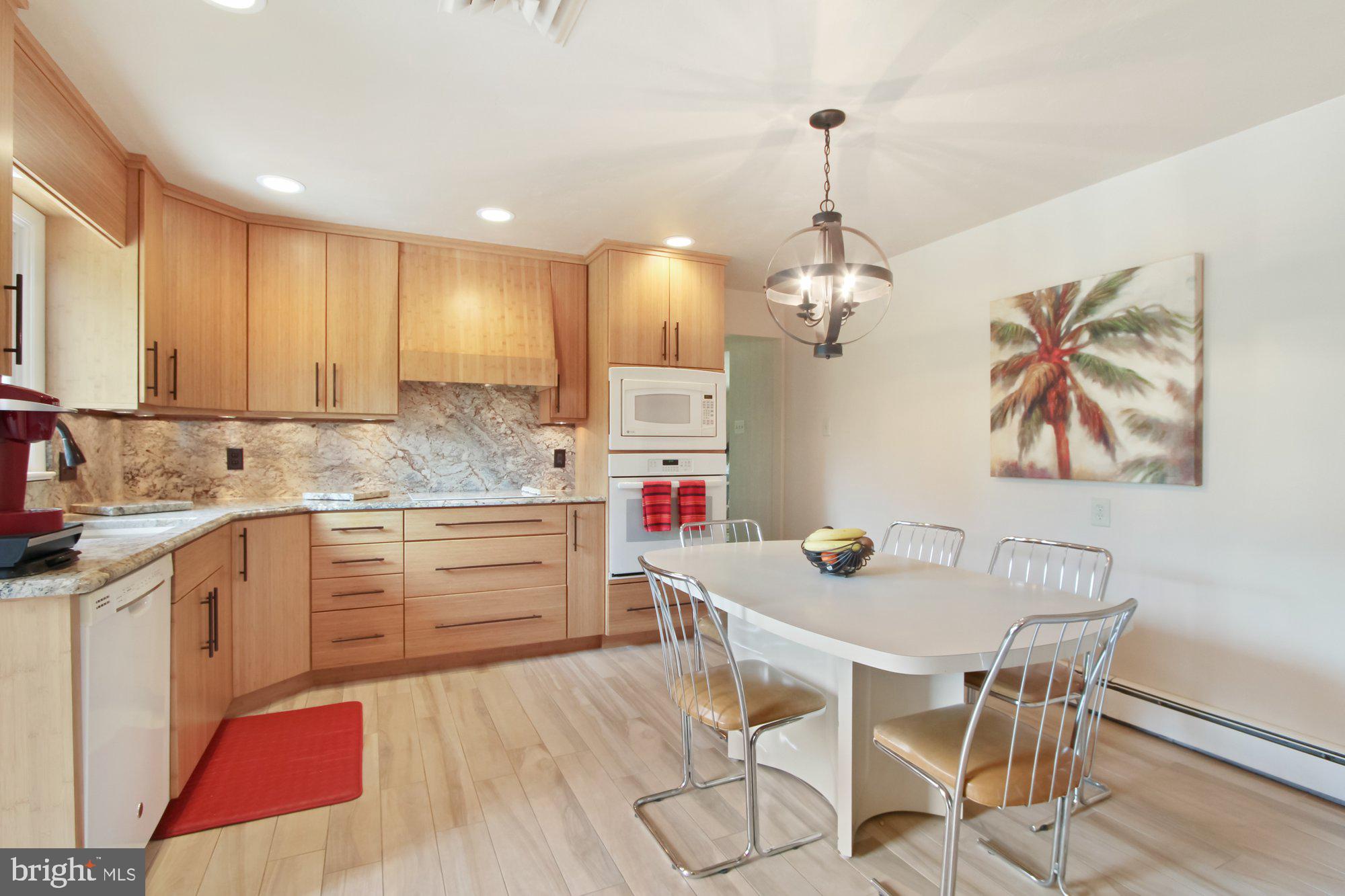 770 Hillcrest Road York, PA 17403 - Photo 8 of 29 Gallery Image 8