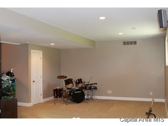 2116 Harbor Landing Springfield, IL 62712 - Photo 9 of 24