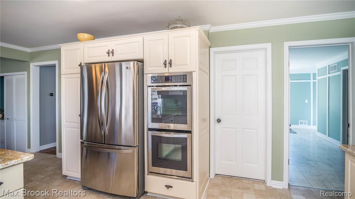 4014 Nearbrook Road Bloomfield Hills, MI 48302 - Photo 10 of 50 48_45.jpg