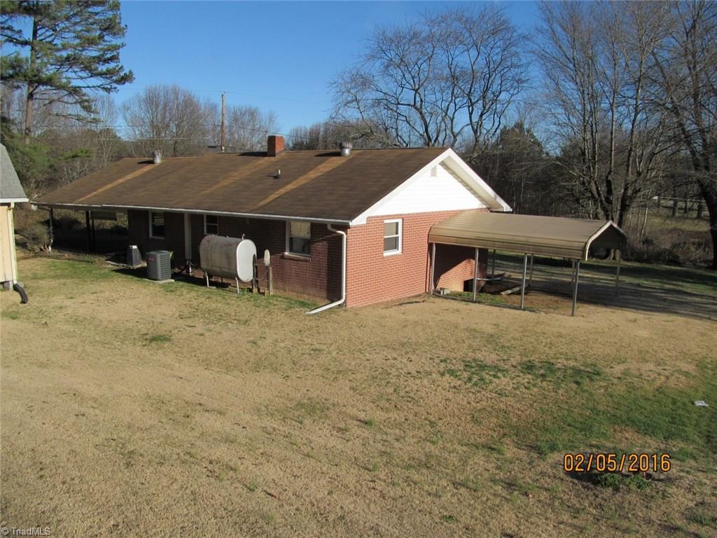 220 Belton Road Mount Airy, NC 27030 - Photo 6 of 15 Gallery Image 6