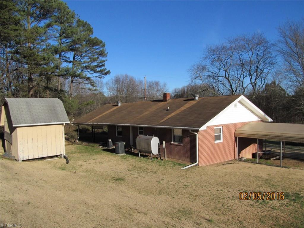 220 Belton Road Mount Airy, NC 27030 - Photo 7 of 15 Gallery Image 7
