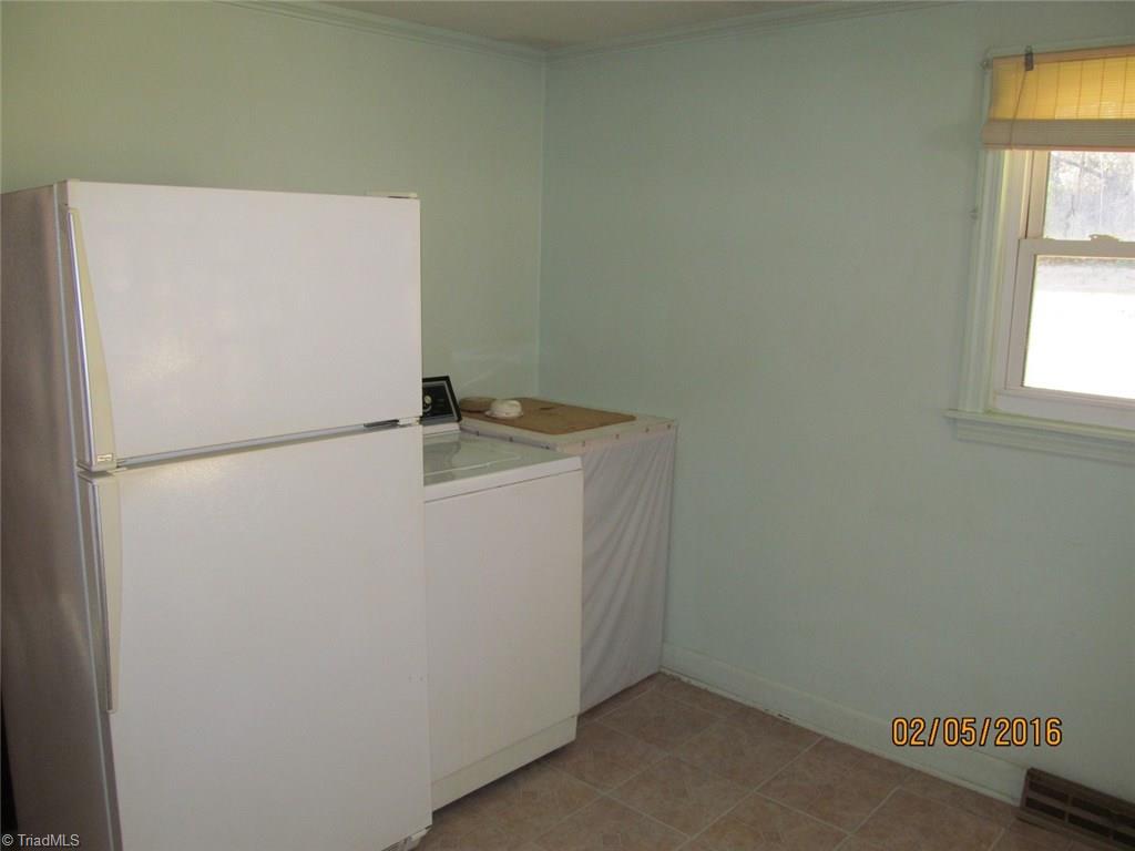 220 Belton Road Mount Airy, NC 27030 - Photo 10 of 15 Gallery Image 10