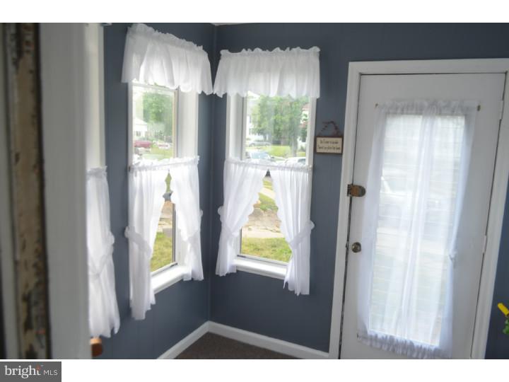 306 Marne Road Brooklawn, NJ 08030 - Photo 9 of 15 Sun Room