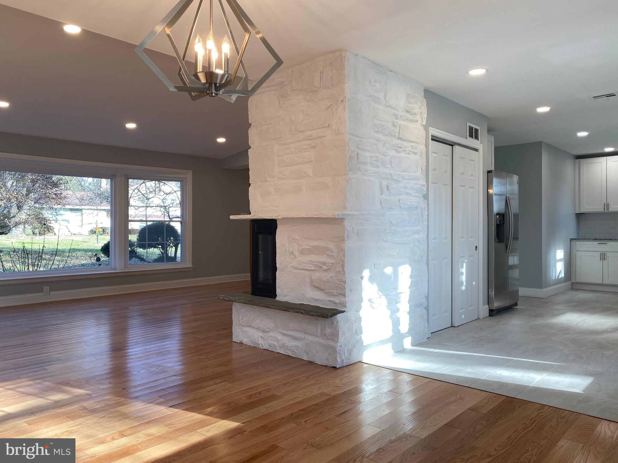 314 Old Farm Road Wyncote, PA 19095 - Photo 4 of 32 Gallery Image 4