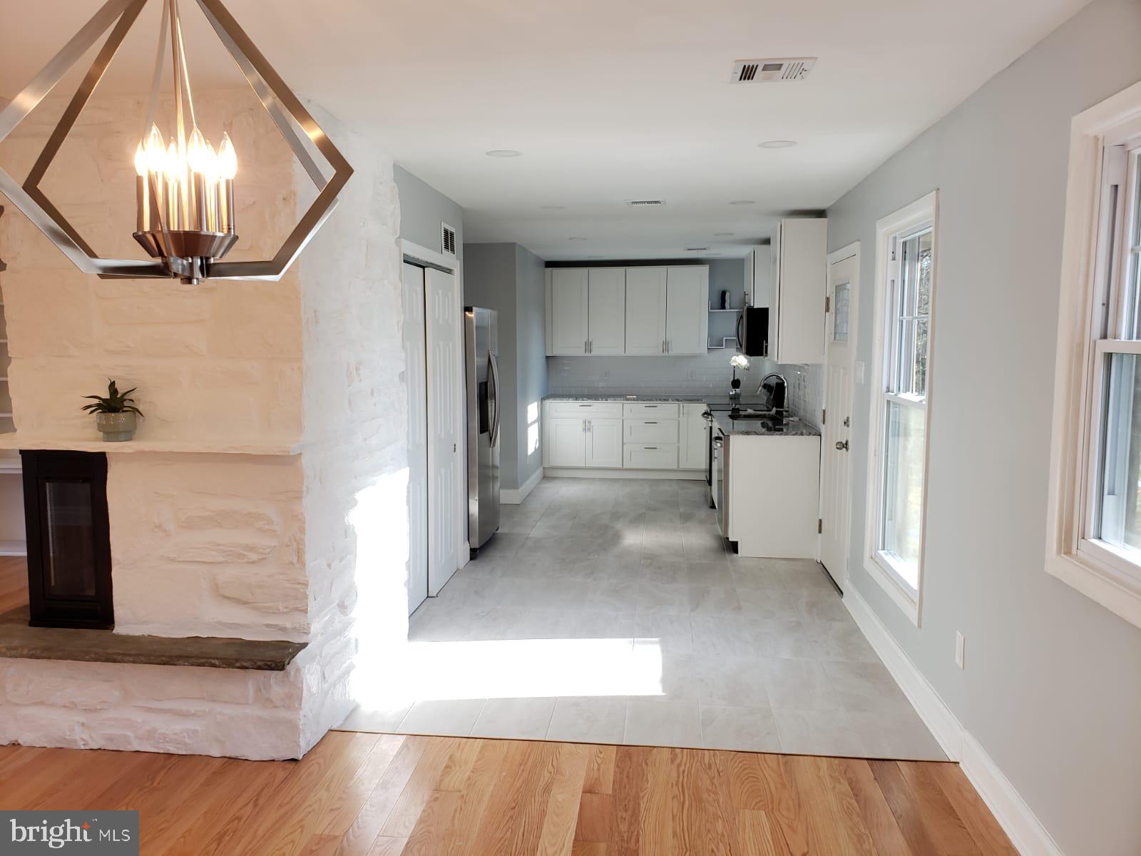 314 Old Farm Road Wyncote, PA 19095 - Photo 5 of 32 Gallery Image 5