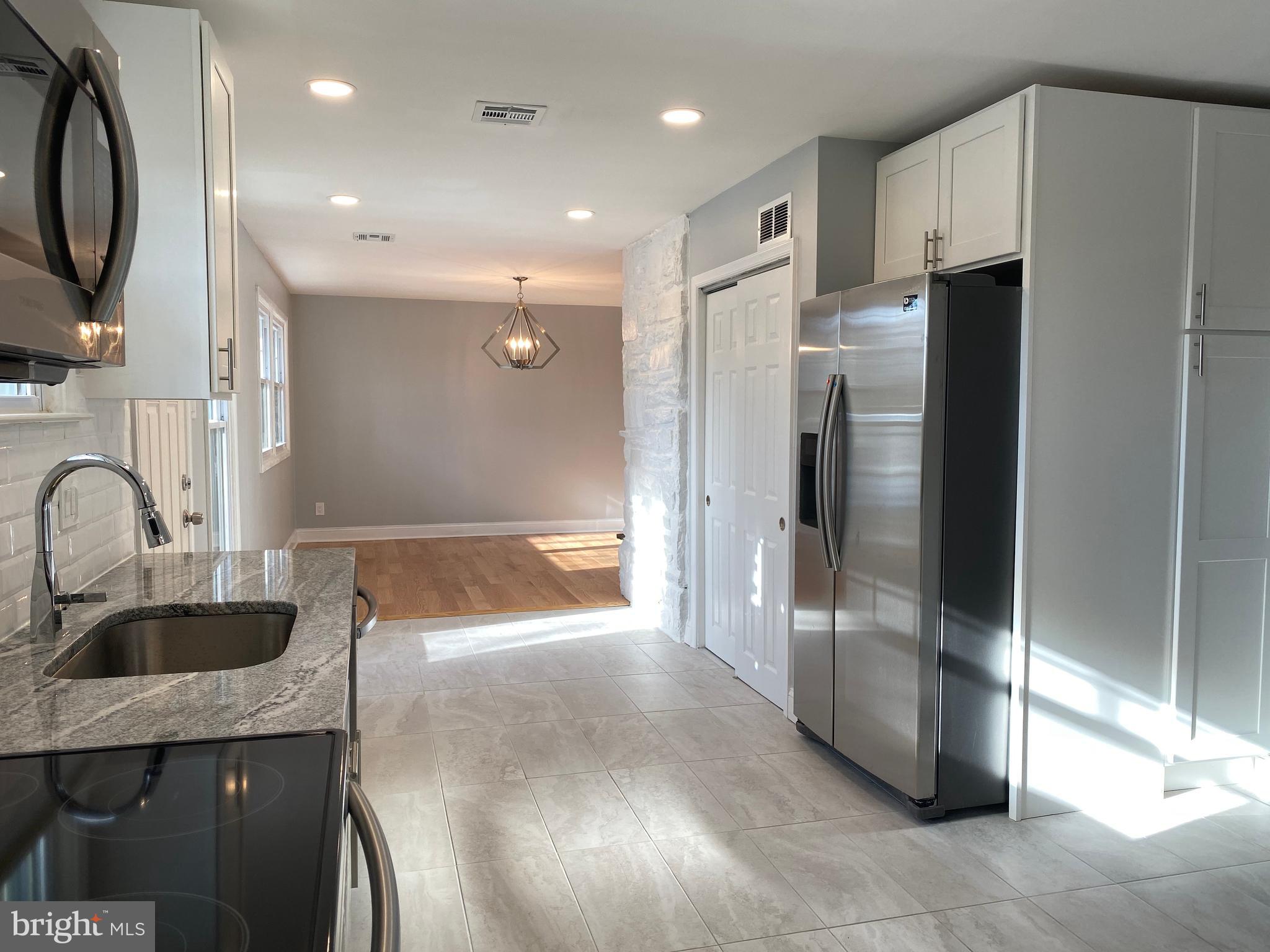 314 Old Farm Road Wyncote, PA 19095 - Photo 9 of 32 Gallery Image 9