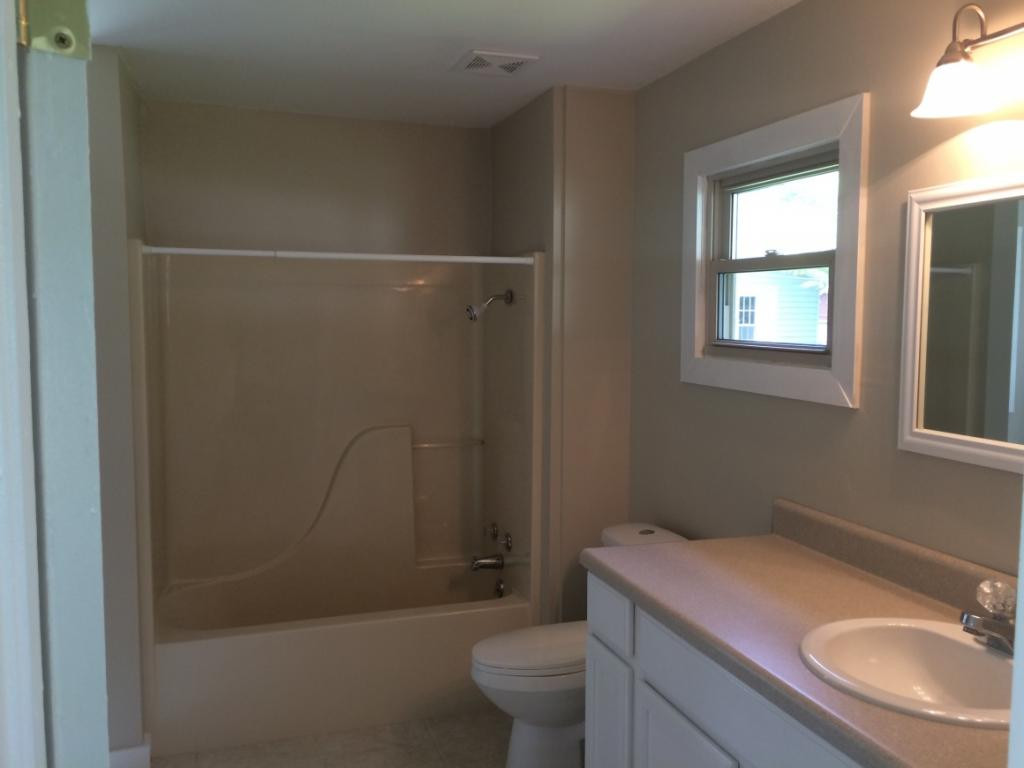 147 Bill Lewis Road Elizabethton, TN 37643 - Photo 2 of 8 Photo 2