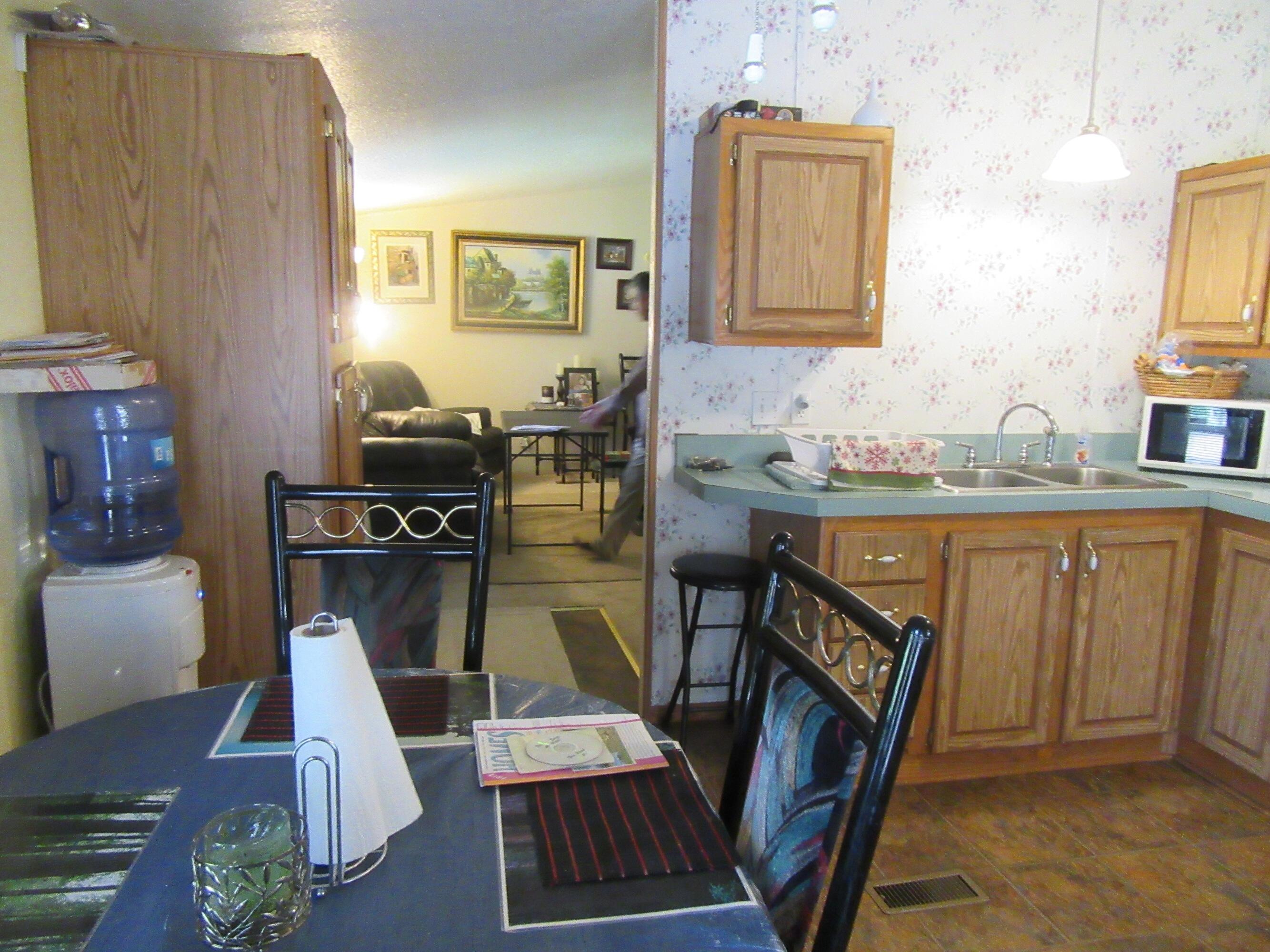37187 Rollingwood Road Chiloquin, OR 97624 - Photo 14 of 33 kitchen view 4