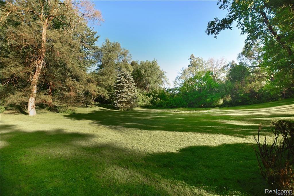 4850 Charing Cross Road Bloomfield Hills, MI 48304 - Photo 22 of 24 23.jpg