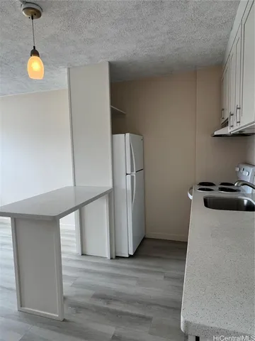 $1,475 | 711 Kamuela Avenue, Honolulu, HI 96816