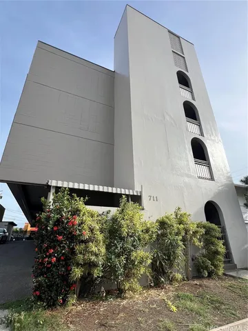 $1,475 | 711 Kamuela Avenue, Honolulu, HI 96816