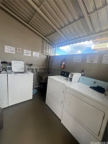 $1,475 | 711 Kamuela Avenue, Honolulu, HI 96816