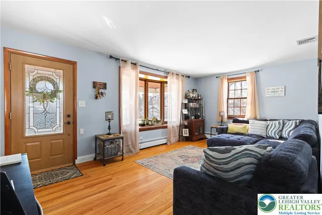 $419,900 | 1030 New Jersey Avenue, Hellertown, PA 18055