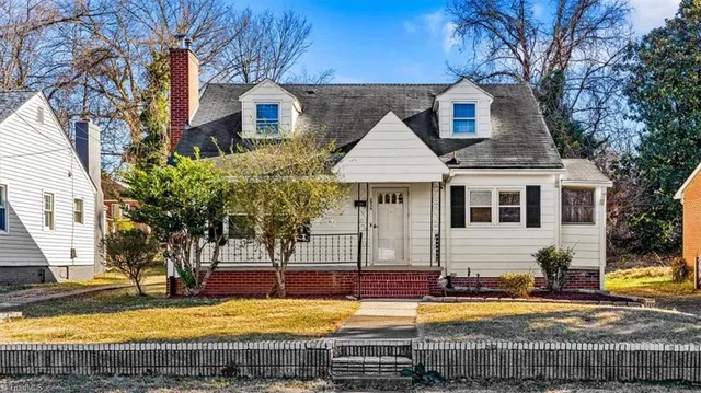 $199,999 | 2939 Gilmer Avenue Northeast, Winston-Salem, NC 27105