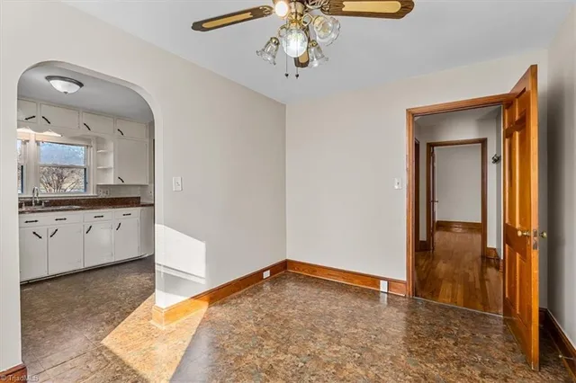 $199,999 | 2939 Gilmer Avenue Northeast, Winston-Salem, NC 27105