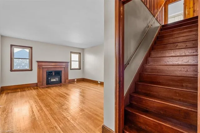 $199,999 | 2939 Gilmer Avenue Northeast, Winston-Salem, NC 27105