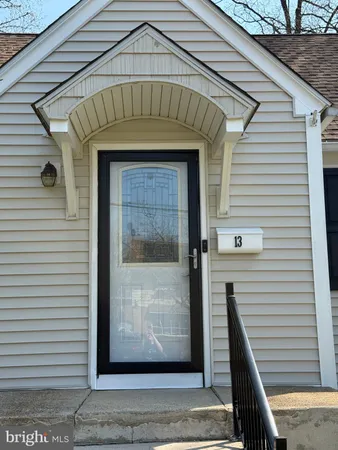 $3,250 | 13 Massachusetts Avenue, Cherry Hill, NJ 08002