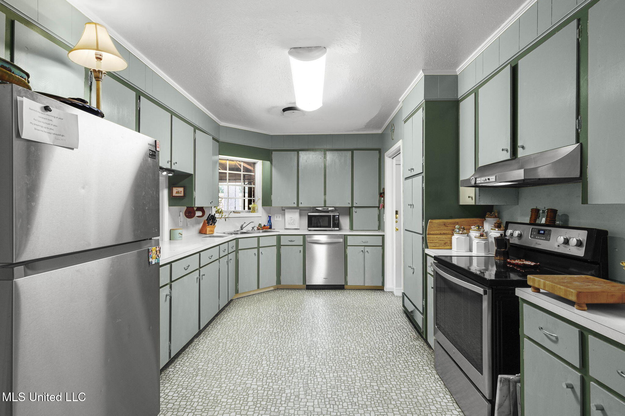 5420 Marblehead Drive Jackson, MS 39211 - Photo 12 of 37 15-web-or-mls-5420 Marblehead-15