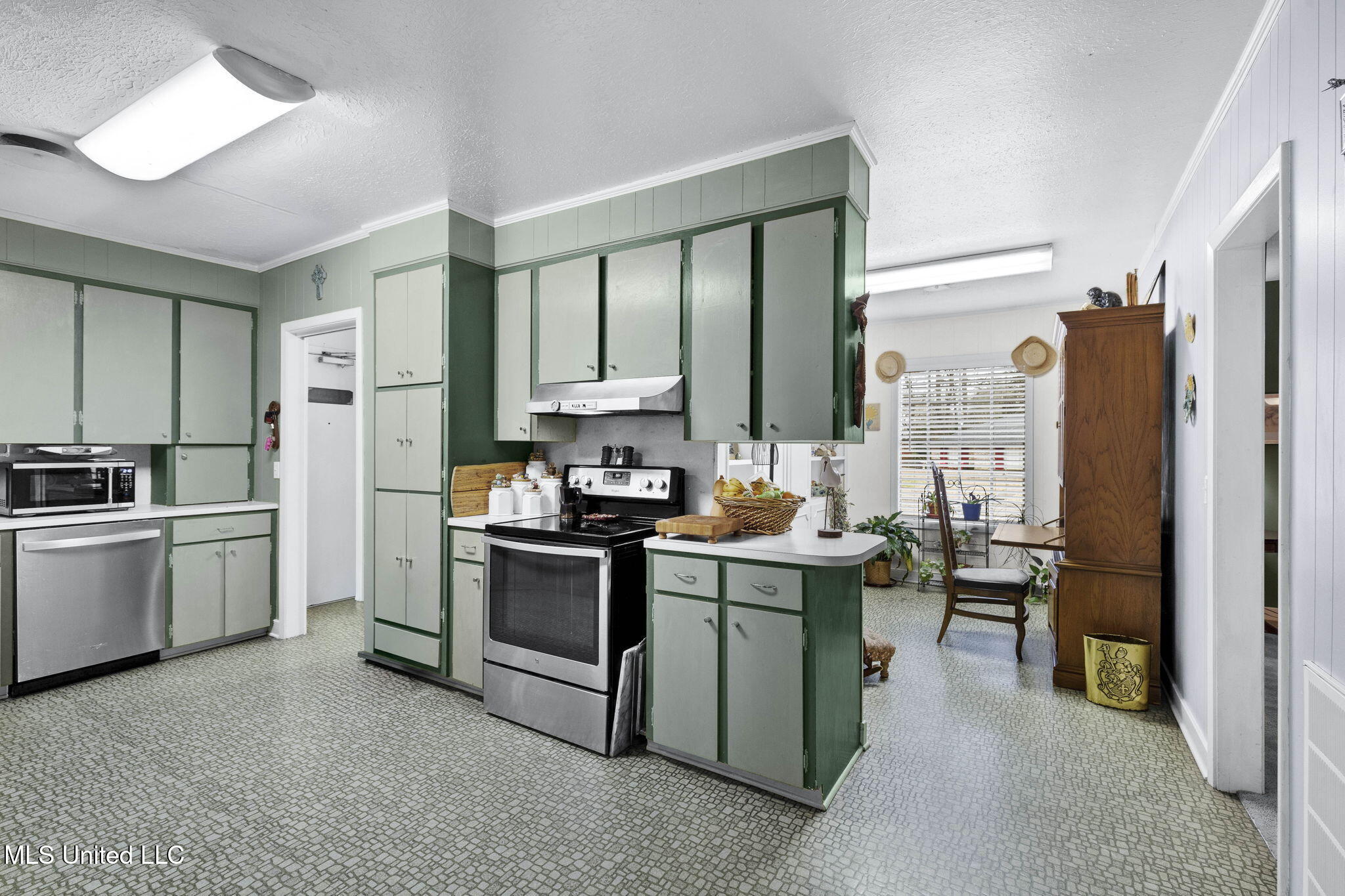 5420 Marblehead Drive Jackson, MS 39211 - Photo 13 of 37 16-web-or-mls-5420 Marblehead-16