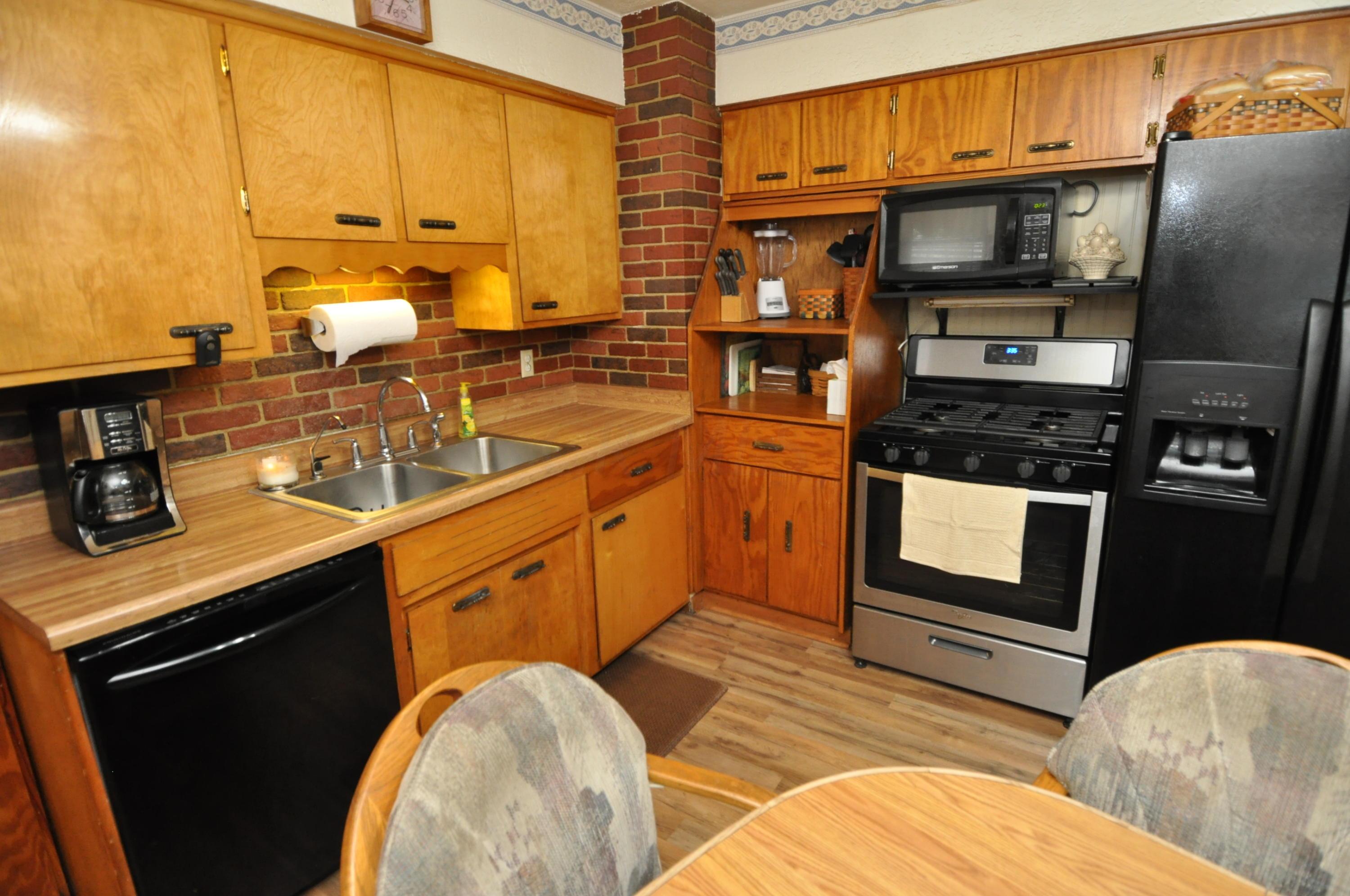 1478 Demorest Road Columbus, OH 43228 - Photo 13 of 43 Gallery Image 13