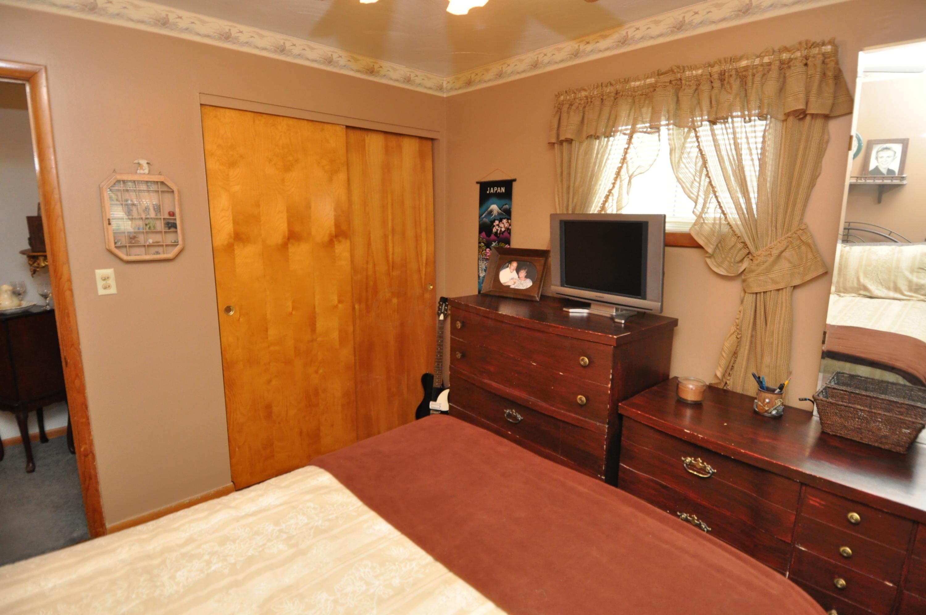 1478 Demorest Road Columbus, OH 43228 - Photo 21 of 43 Gallery Image 21
