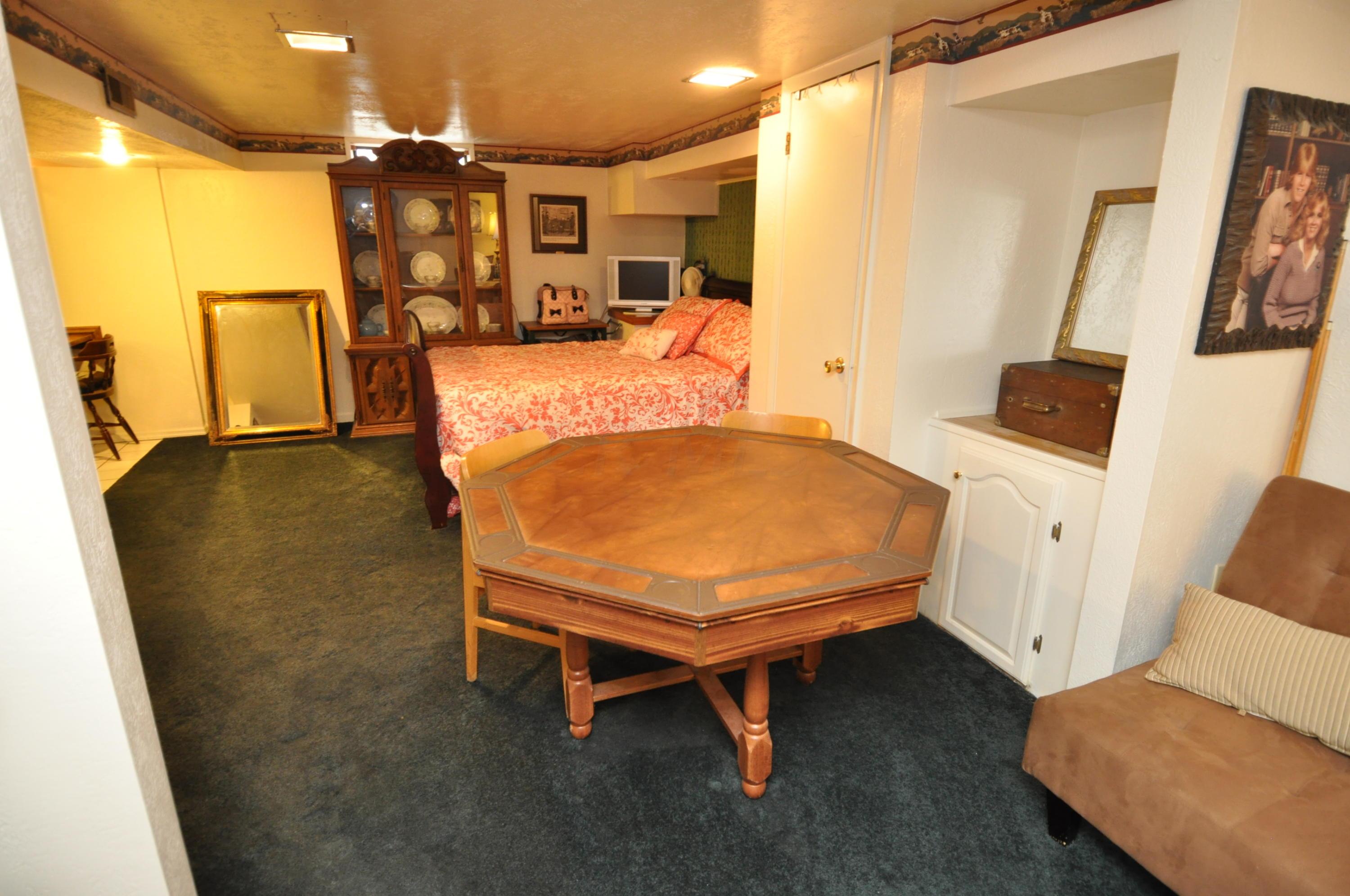 1478 Demorest Road Columbus, OH 43228 - Photo 32 of 43 Gallery Image 32