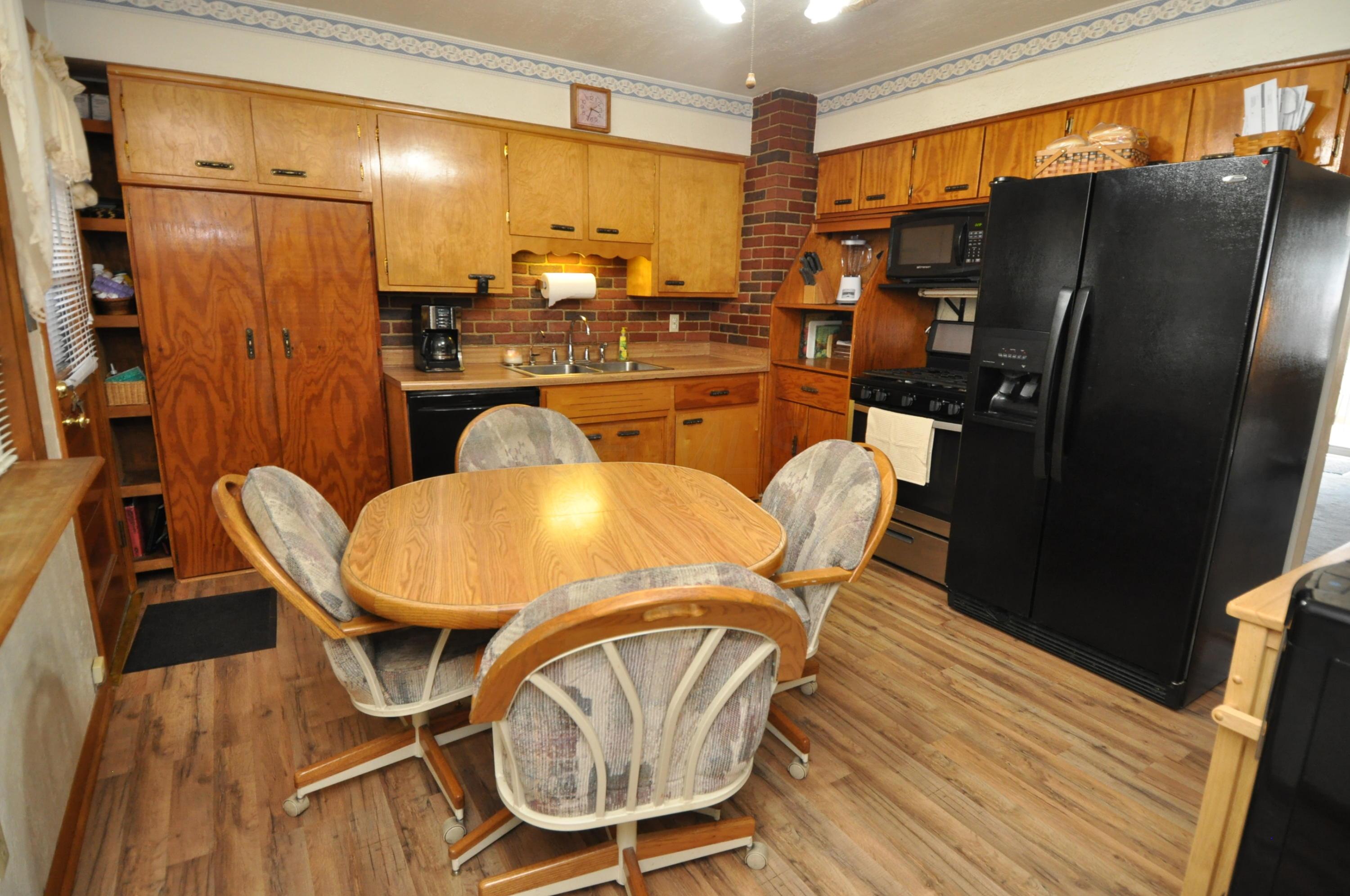 1478 Demorest Road Columbus, OH 43228 - Photo 10 of 43 Gallery Image 10